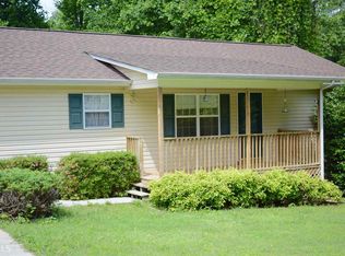 155 Goldust Ave, Clarkesville, GA 30523