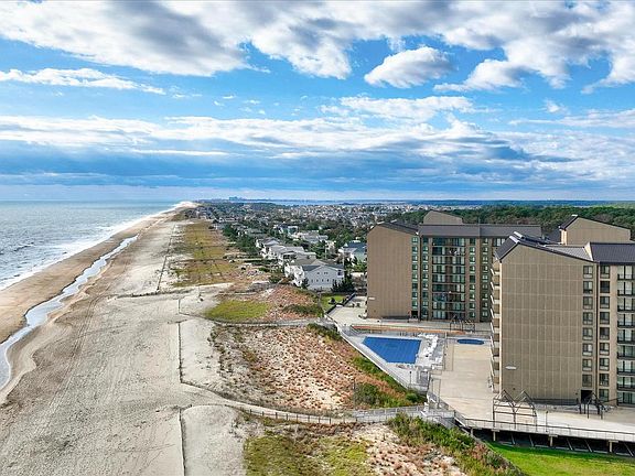 4th image of 209 Georgetowne House Rd