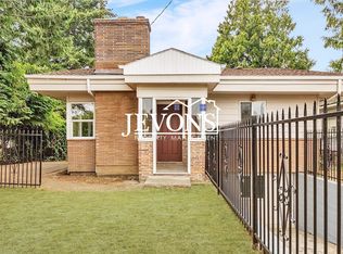 8621 Renton Ave S, Seattle, WA 98118