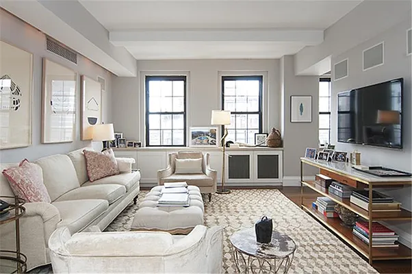 Rented by Buchbinder & Warren | media 2