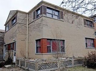 1608 W Touhy Ave APT A, Chicago, IL 60626