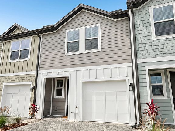 Sample Photo - Front Exterior