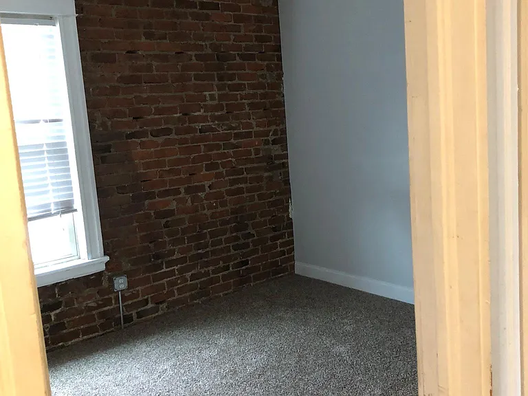 2952 Harney St #1 — Photo 16
