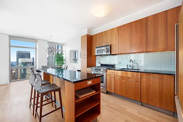 Rented by Brown Harris Stevens | media 6