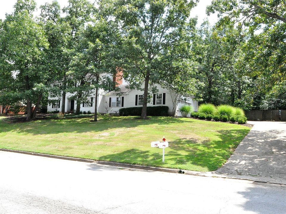 1055 E. Bonnie Ln.