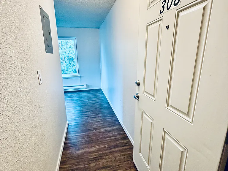 5913 Rainier Ave S #308 — Photo 2