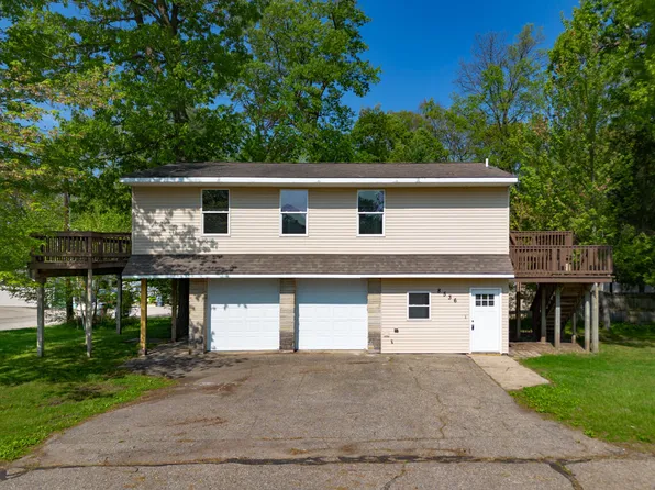 8536 Lovers Ln, Portage, MI 49002