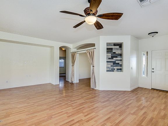 4th image of 21833 N 76th Ln