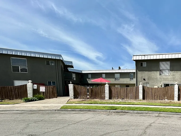 6019 N College Ave #J — Photo 7