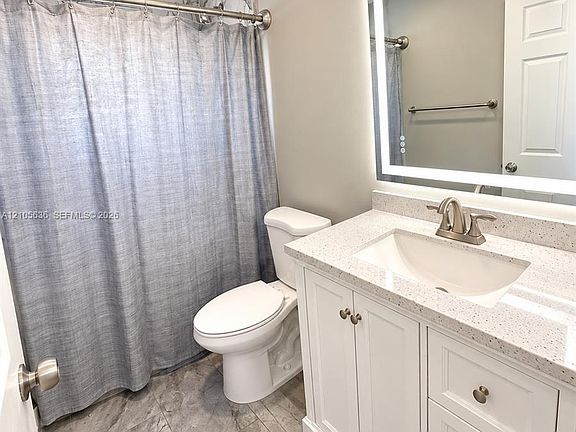 5th image of 4641 SW 25th St #B