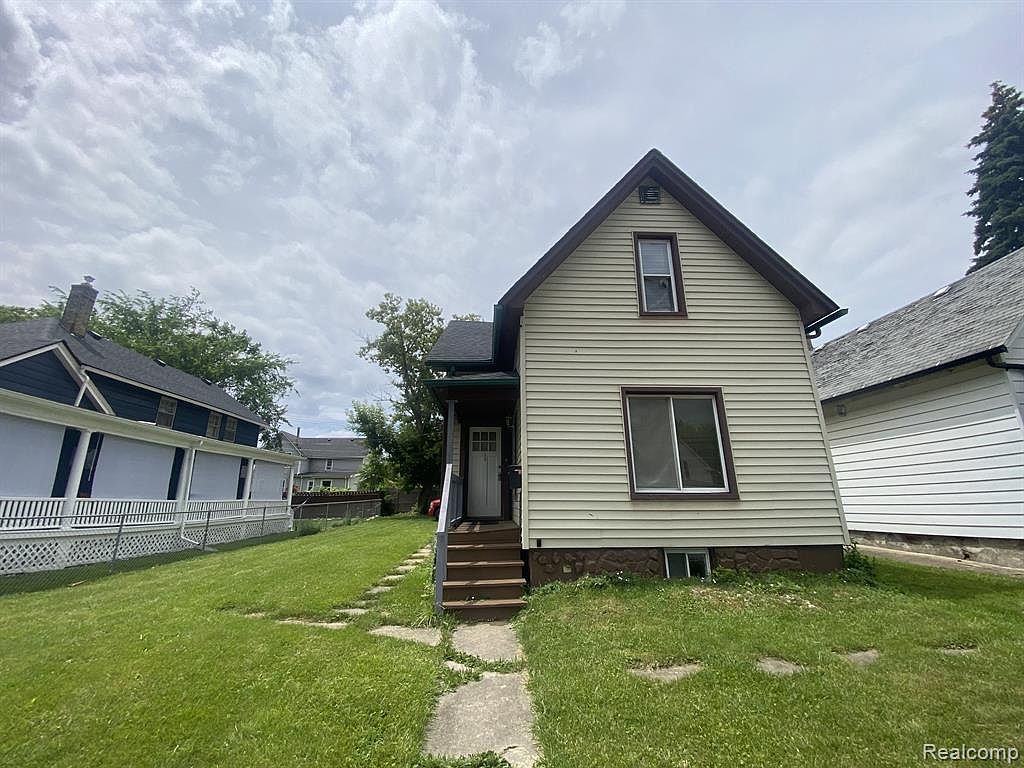 38 Beyne St, Mount Clemens, MI 48043 Zillow