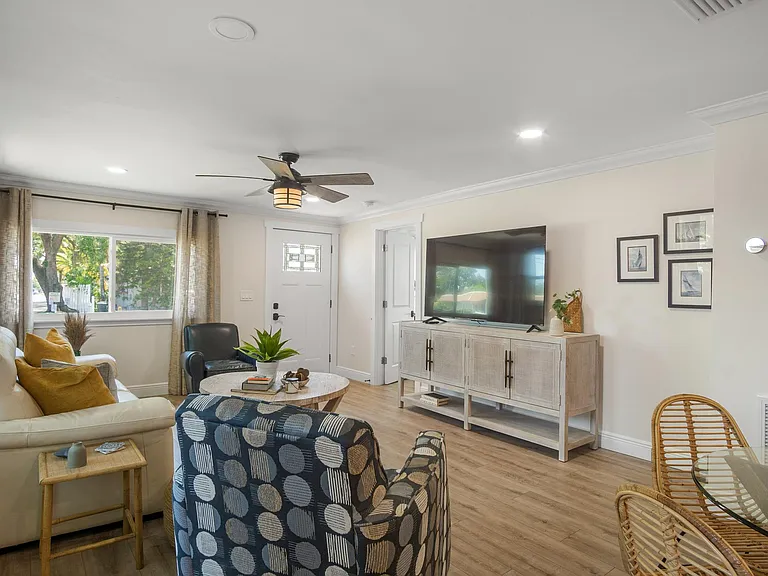 840 Beltrees St — Photo 15