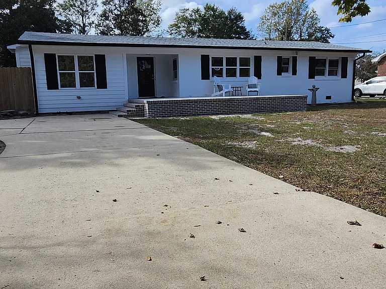 5326 Autumn Dr — Photo 1