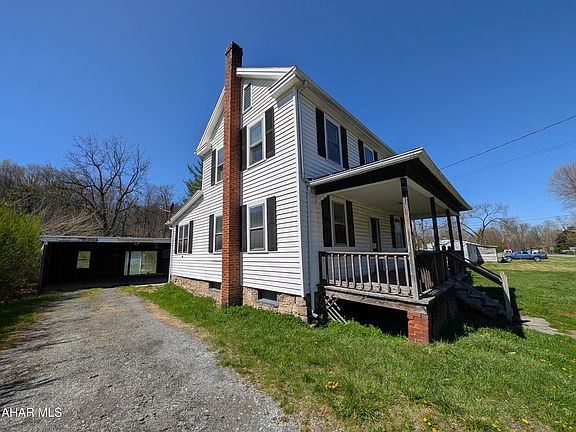 2nd image of 2057 Everett Rd