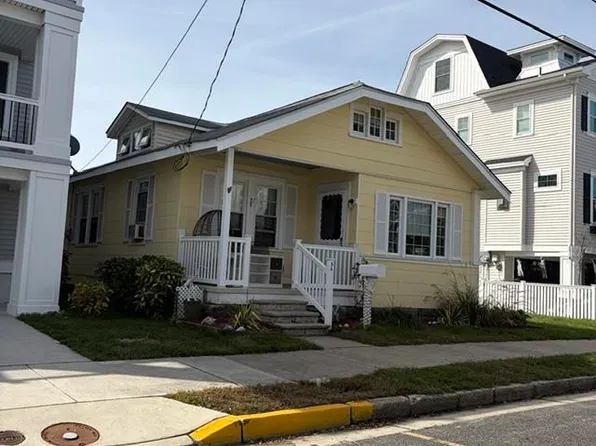 56 Sunset Pl, Ocean City, NJ 08226
