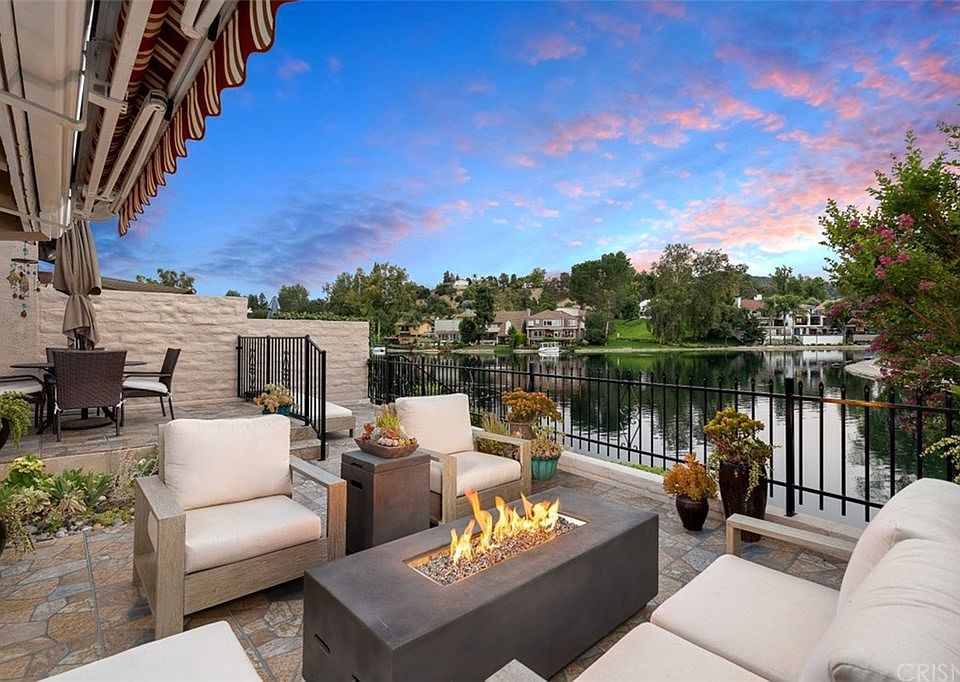 1st image of 4701 Park Olivo