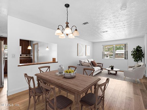 4th image of 6150 DEEPWOOD Drive E