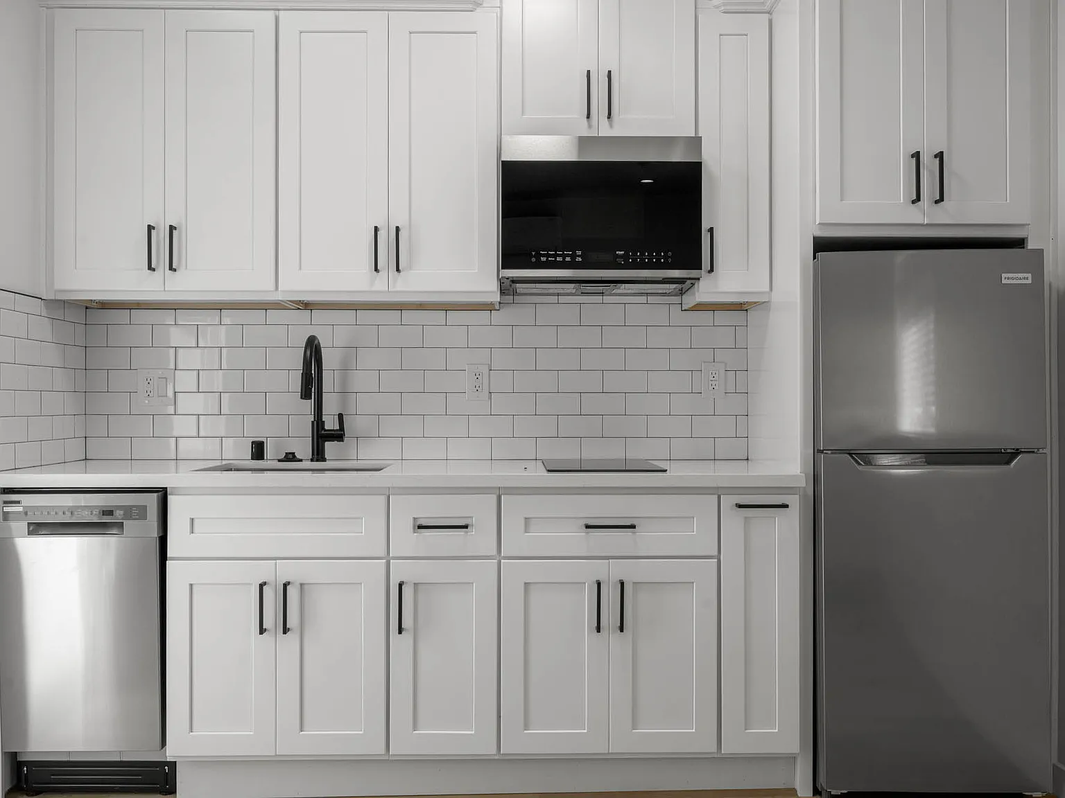 Studio, 325 sqft, $1,425 — Photo 4