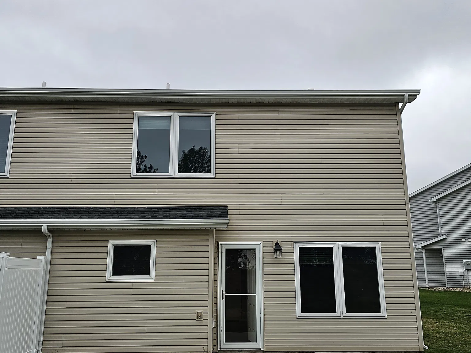 3 bed, 1500 sqft, $2,200 — Photo 3