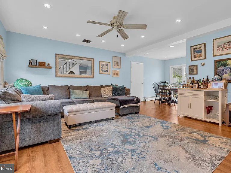 129 Plumbridge Dr — Photo 4