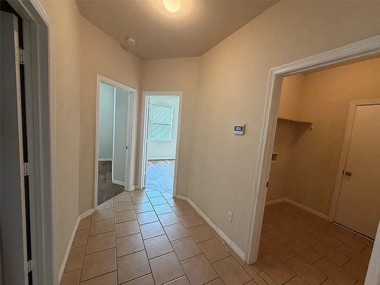 3102 Avory Ridge Ln — Photo 16
