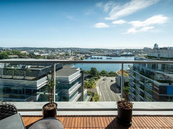 160 Wilson St #1014, Victoria, BC V9A 7P9
