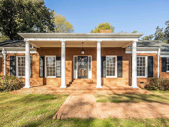 3rd image of 685 S Perkins Rd