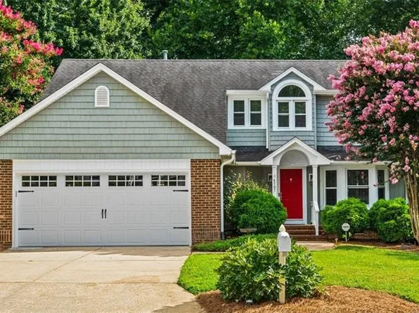 4707 Scarlet Haw Dr, Greensboro, NC 27410