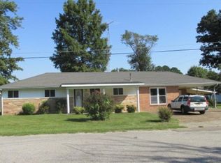 303 Mathis Ave, Newbern, TN 38240