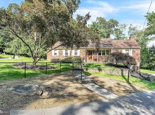 4 Oak Cir, Newtown Square, PA 19073