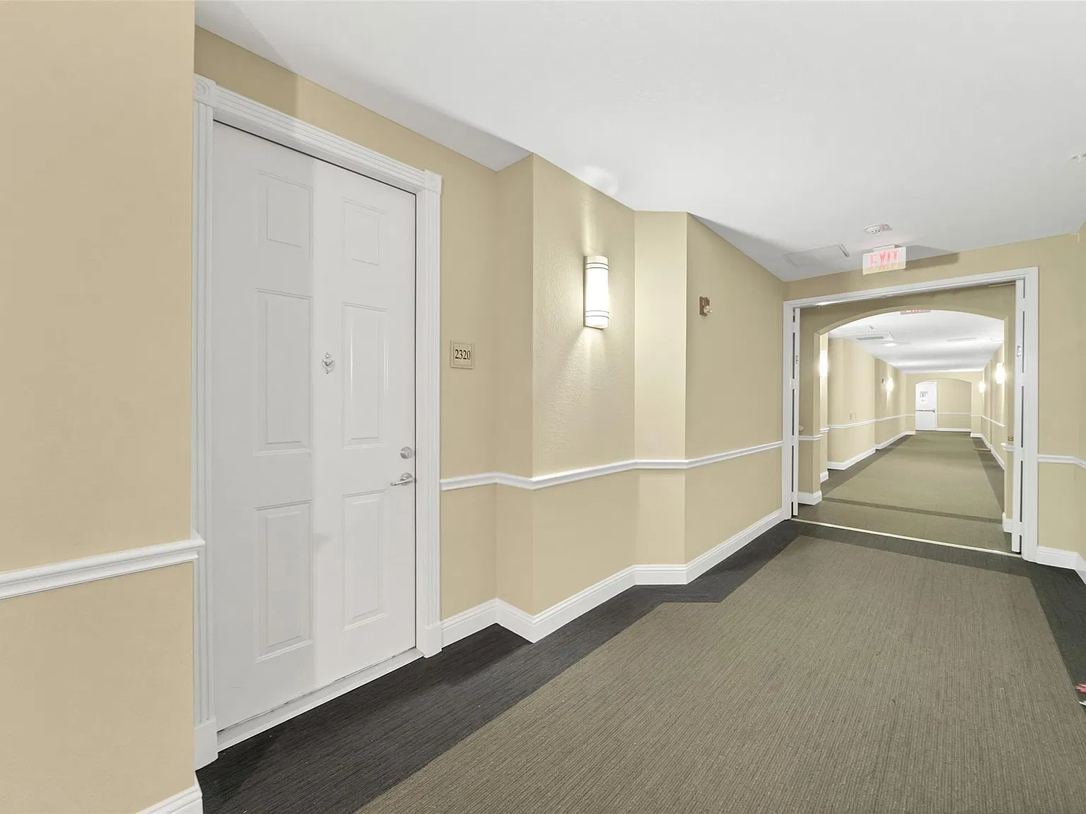 1 bed, 1.0 bath, 1024 sqft, $1,400 — Photo 2