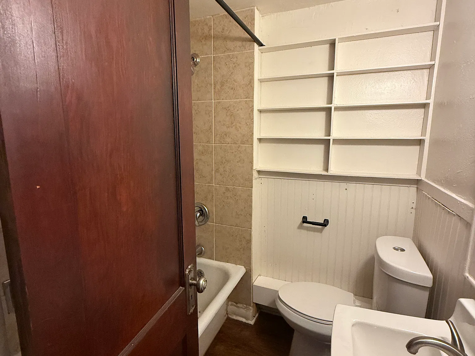 1 bed, 700 sqft, $935 — Photo 4