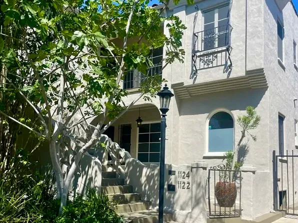 1124 S Point View St, Los Angeles, CA 90035
