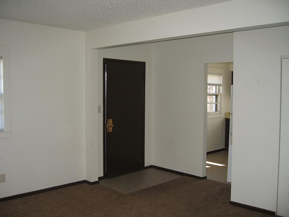 1st image of 102 Cedar Ave APT 16