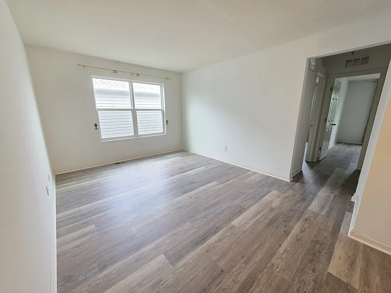 2393 Shadow Bend Dr — Photo 15