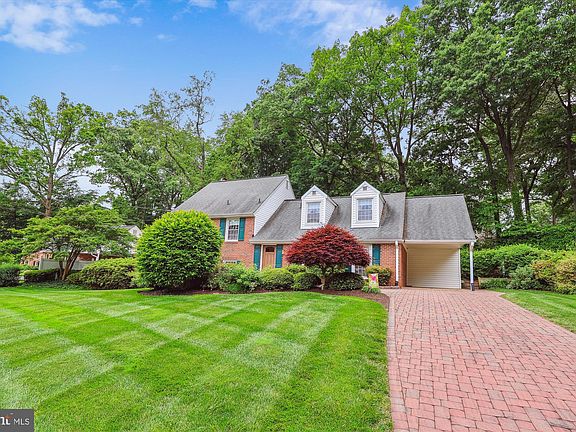 3rd image of 4504 Libbey Dr