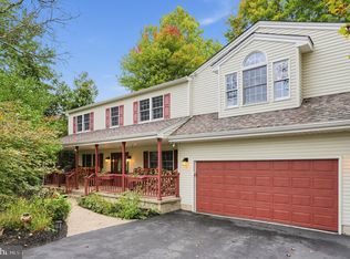 81 Blue Jay Rd, Chalfont, PA 18914
