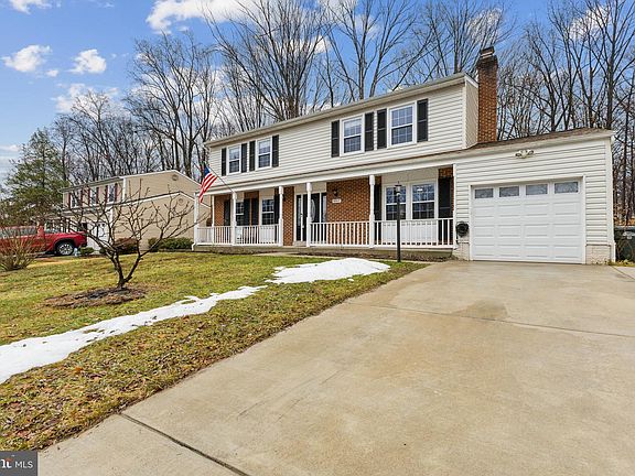 3rd image of 16017 Laconia Cir