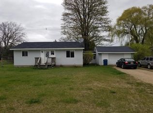 6121 W 104th St, Fremont, MI