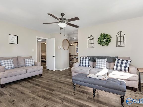 5th image of 4006 Cloverdale Dr NW