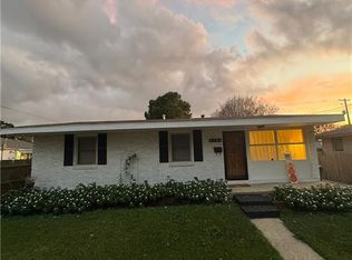 6208 Cummins St, Metairie, LA 70003