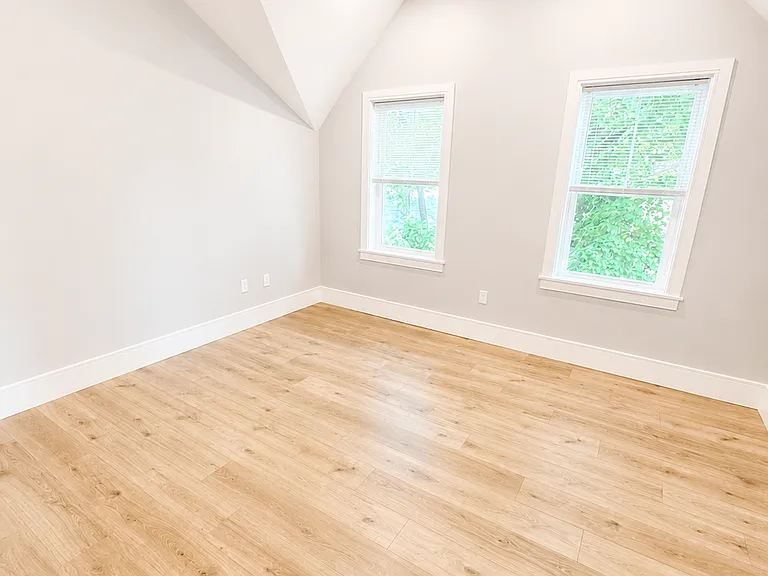 68 Easton St #2 — Photo 6