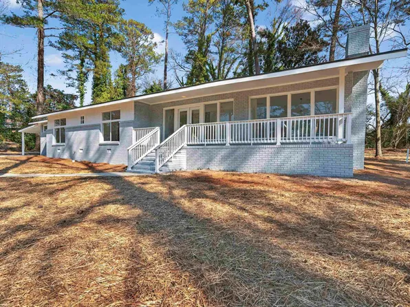 301 Crestview Dr, Eatonton, GA 31024