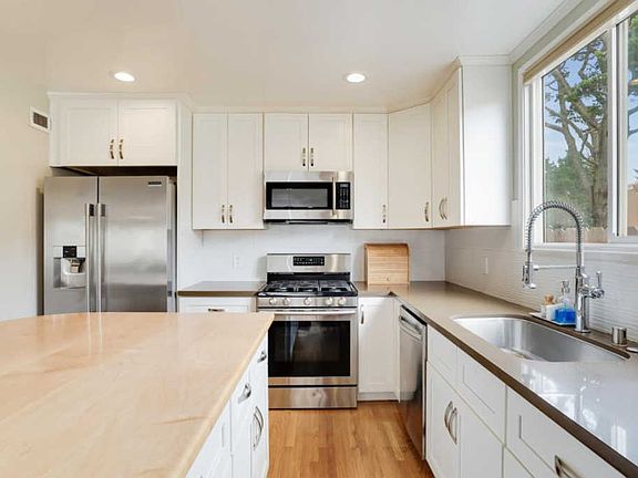 5th image of 811 Skyline Dr