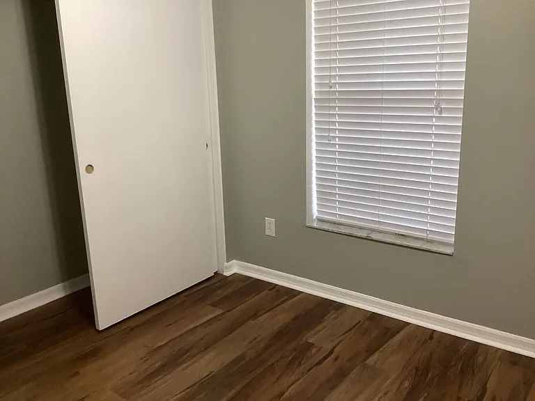 15305 Galbi Dr — Photo 12