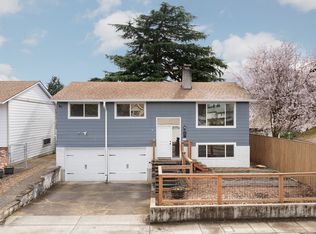 9216 SE Market St, Portland, OR