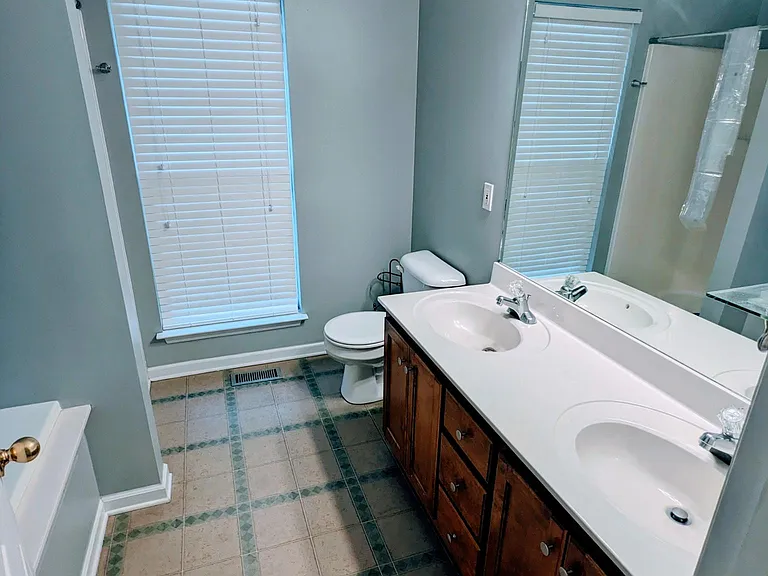506 Johnstown Dr — Photo 8