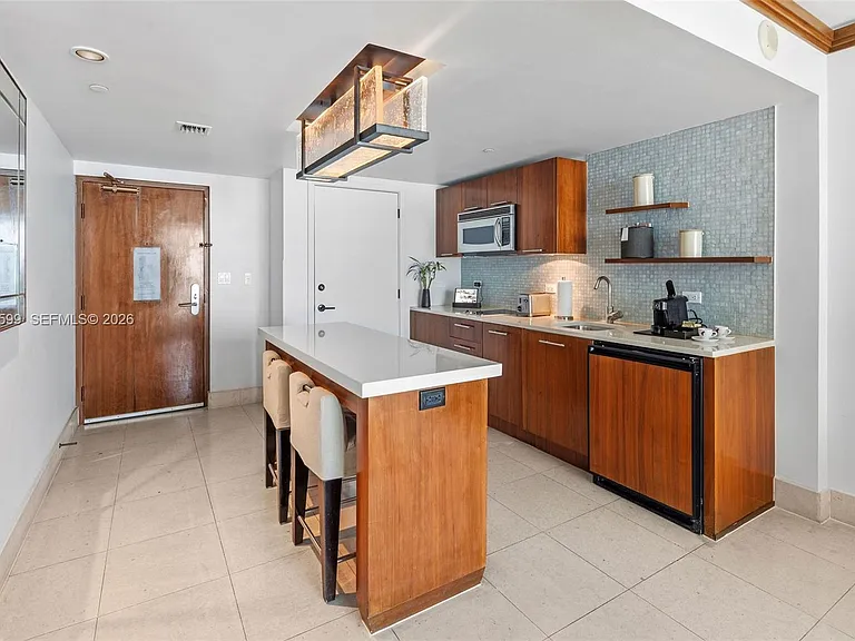6801 Collins Ave #1010 — Photo 17