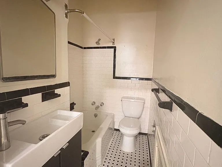 2931 N. Charles St. — Photo 6