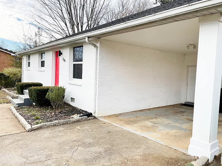 736 Vanderhorst Dr — Photo 19